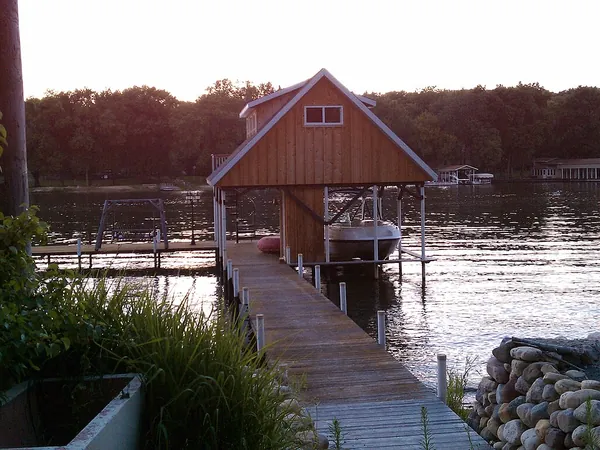 Boathouse on the Fox River, Algonquin, IL
