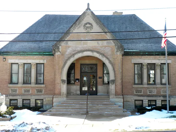 Historic Library Hall, Carpentersville, IL