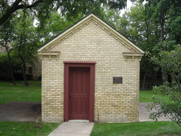 Historic Sunderlage Farm Smokehouse, Hoffman Estates, IL