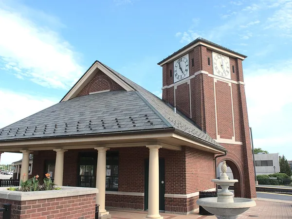 Palatine Metra station clock tower, Palatine, IL